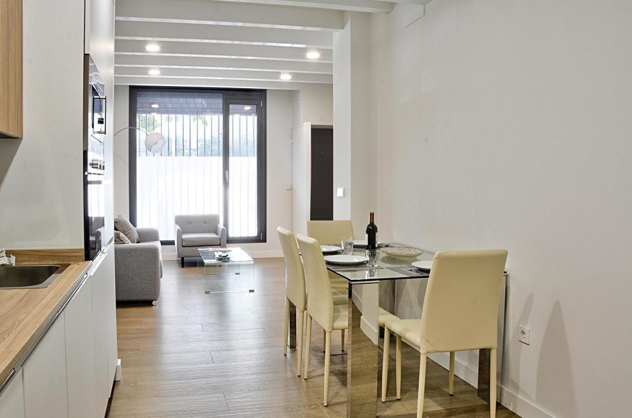 Apartamento De Dos Dormitorios En Triana เซบีญา ภายนอก รูปภาพ