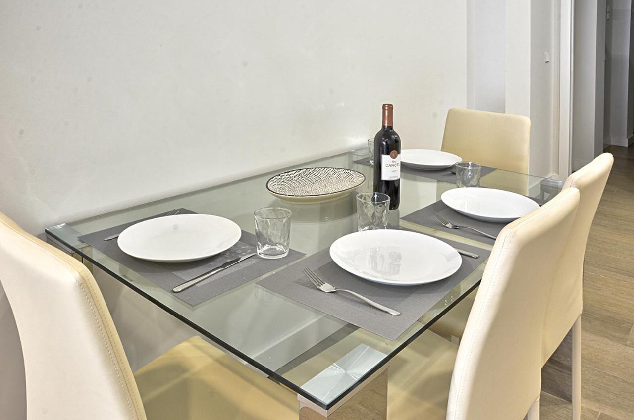 Apartamento De Dos Dormitorios En Triana เซบีญา ภายนอก รูปภาพ